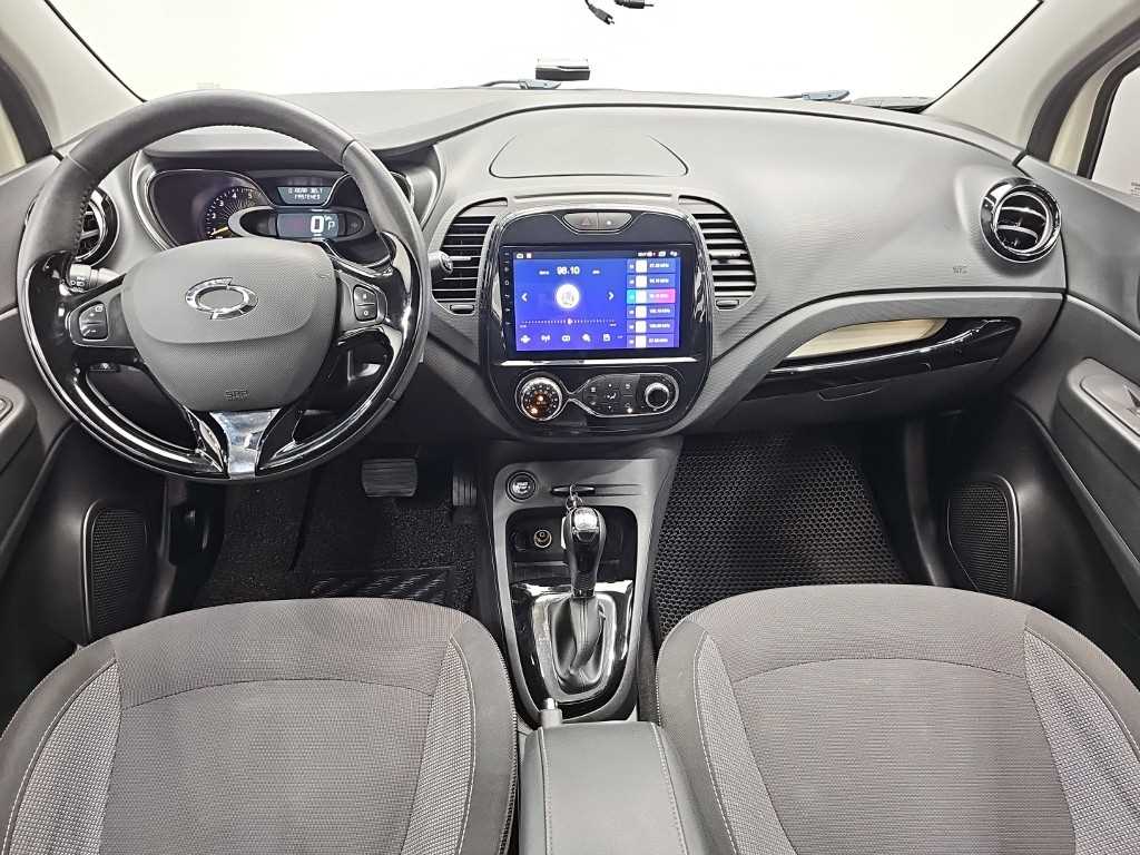 SAMSUNG QM3 - Vista 9