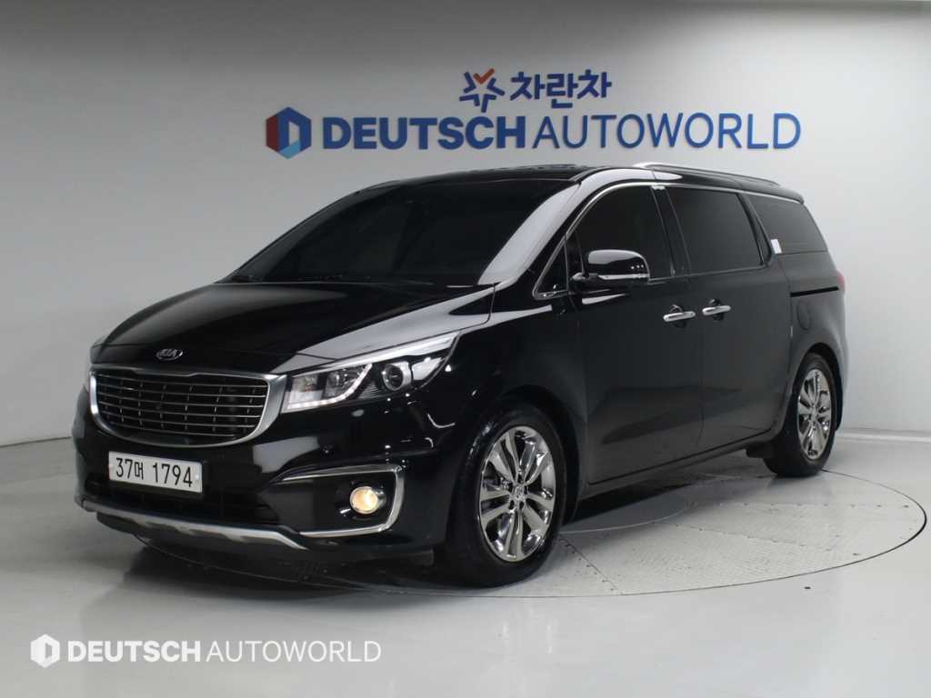 KIA Carnival 2016 Negro - Importación desde Corea - HF Imports Iquique - Foto 1