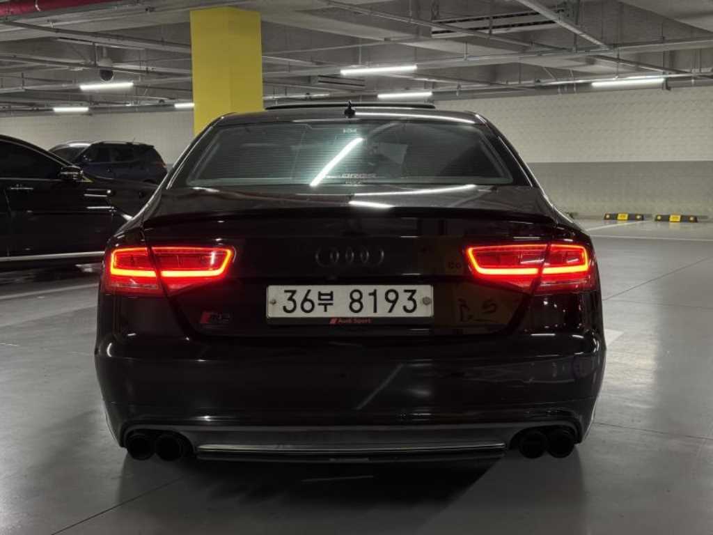Audi S8 - Vista 6
