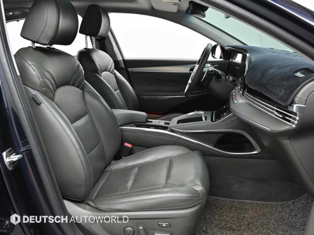 HYUNDAI Grandeur - Vista 12