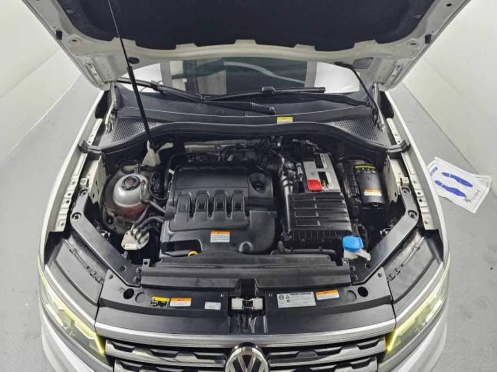 Volkswagen Tiguan - Vista 8