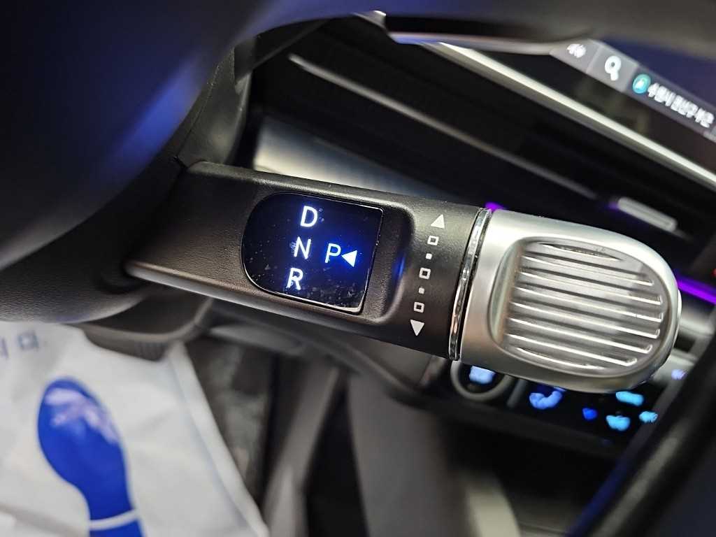 HYUNDAI Ioniq 6 - Vista 10