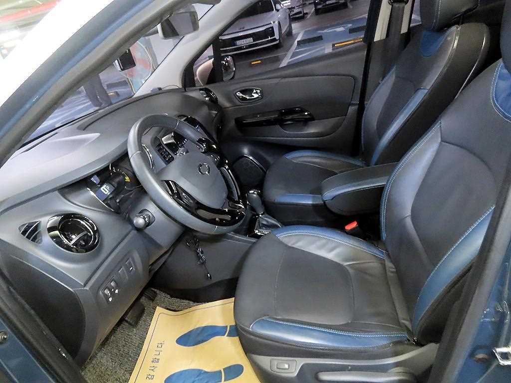 SAMSUNG QM3 - Vista 8