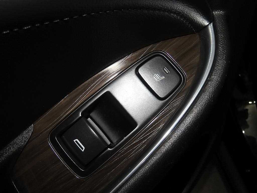 Chevrolet Malibu 2017 Negro - Importación desde Corea - HF Imports Iquique - Foto 15