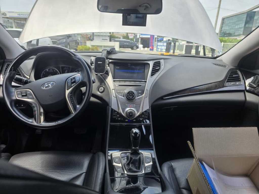 HYUNDAI Grandeur 2011 Gris - Importación desde Corea - HF Imports Iquique - Foto 17