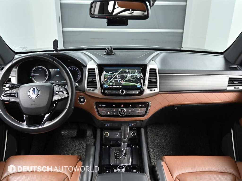 Ssangyong Rexton - Vista 9