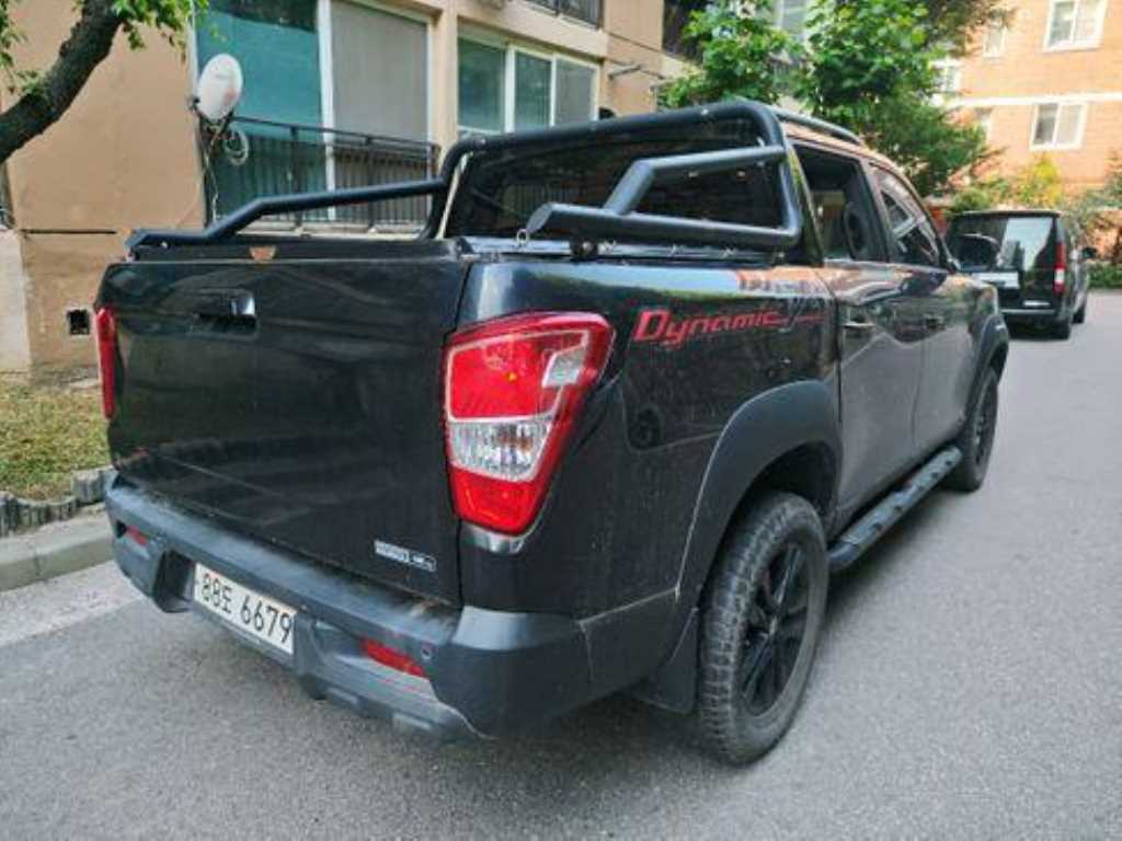 Ssangyong Rexton - Vista 6