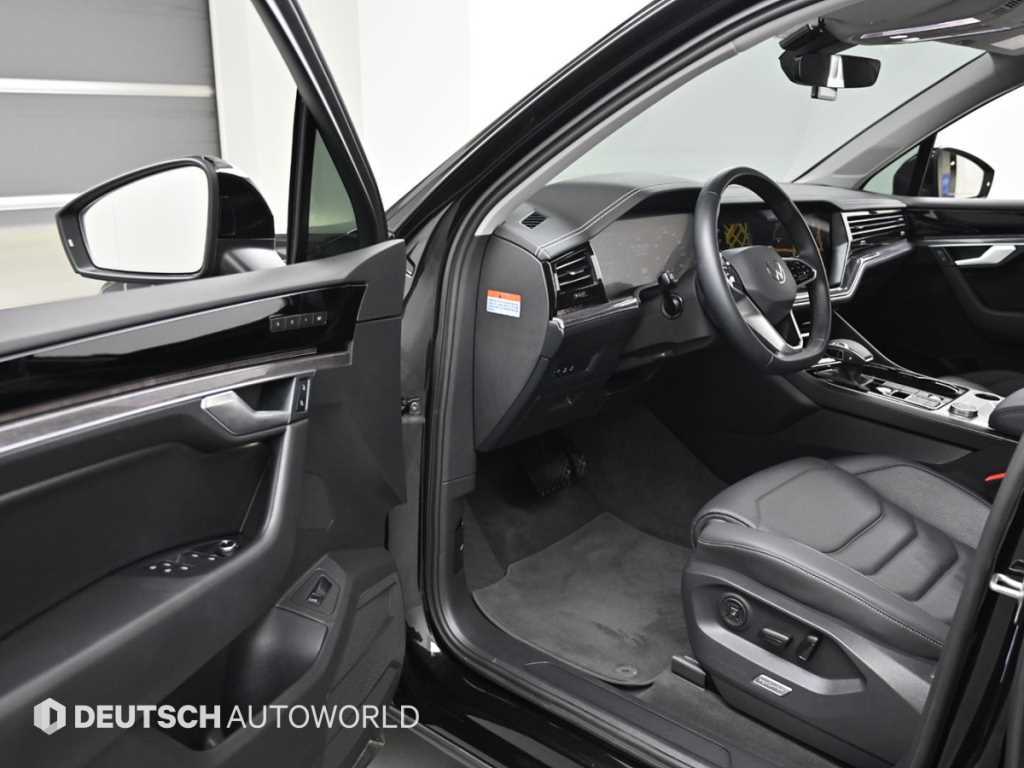 Volkswagen Touareg 2023 Negro - Importación desde Corea - HF Imports Iquique - Foto 13