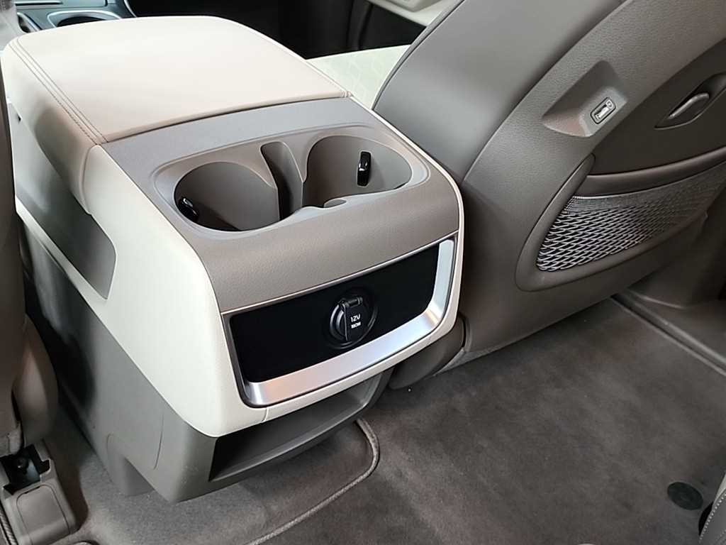 KIA Carnival 2023 Blanco - Importación desde Corea - HF Imports Iquique - Foto 17