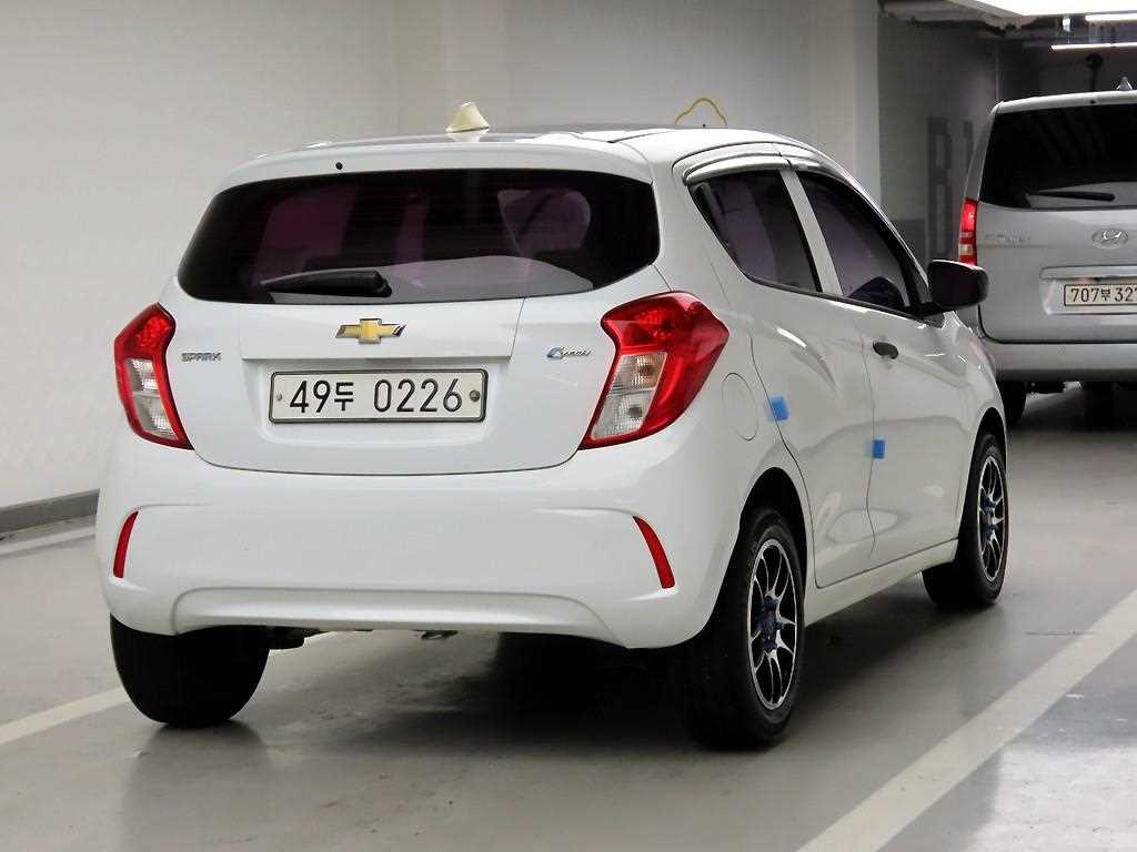 Chevrolet Spark - Vista 3