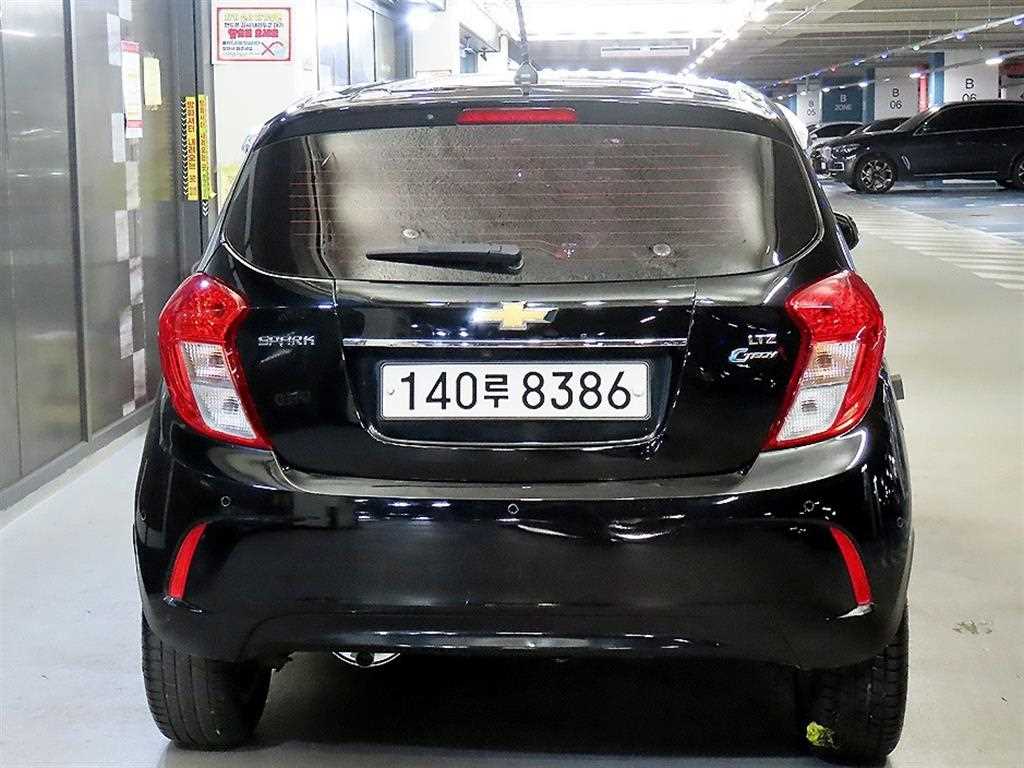 Chevrolet Spark - Vista 8
