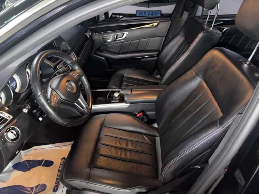 Mercedes Benz E class - Vista 8