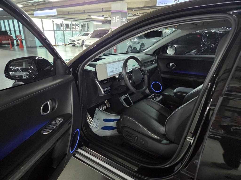 HYUNDAI Ioniq 5 - Vista 7