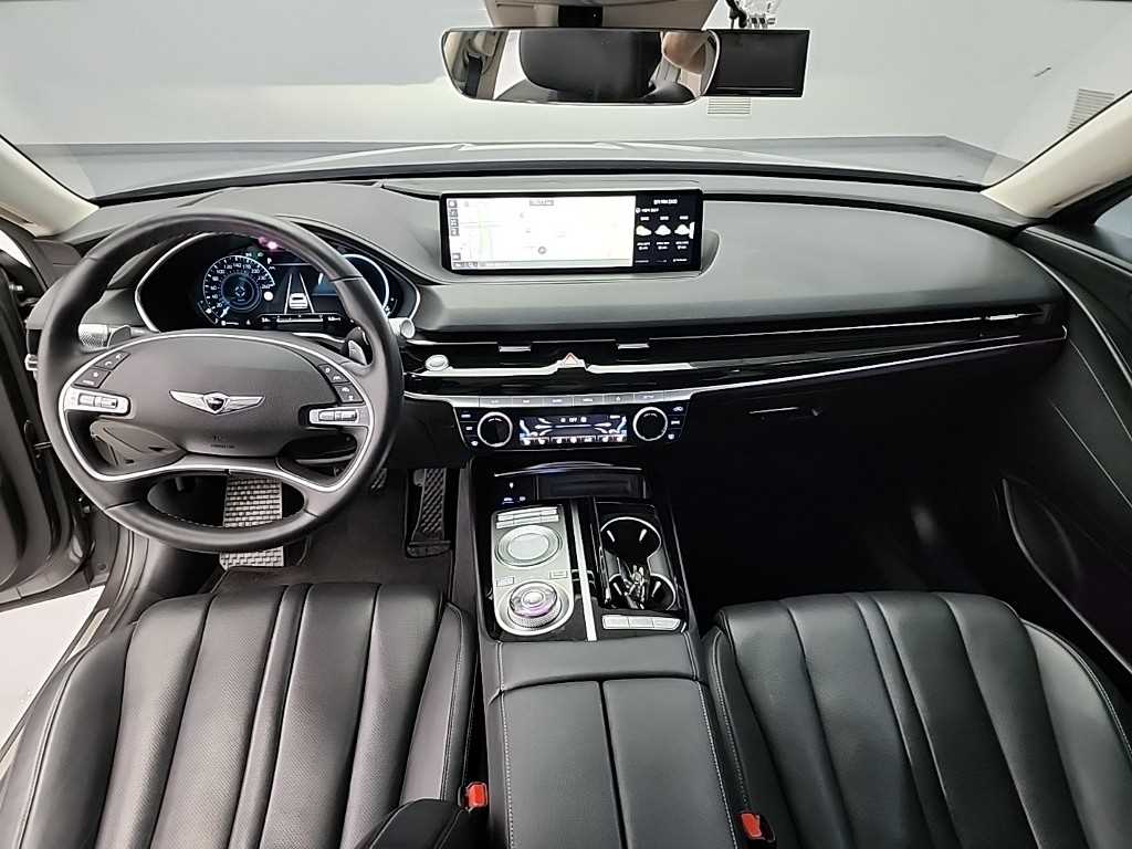 Genesis G80 - Vista 9