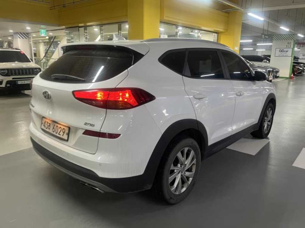 HYUNDAI Tucson - Vista 2