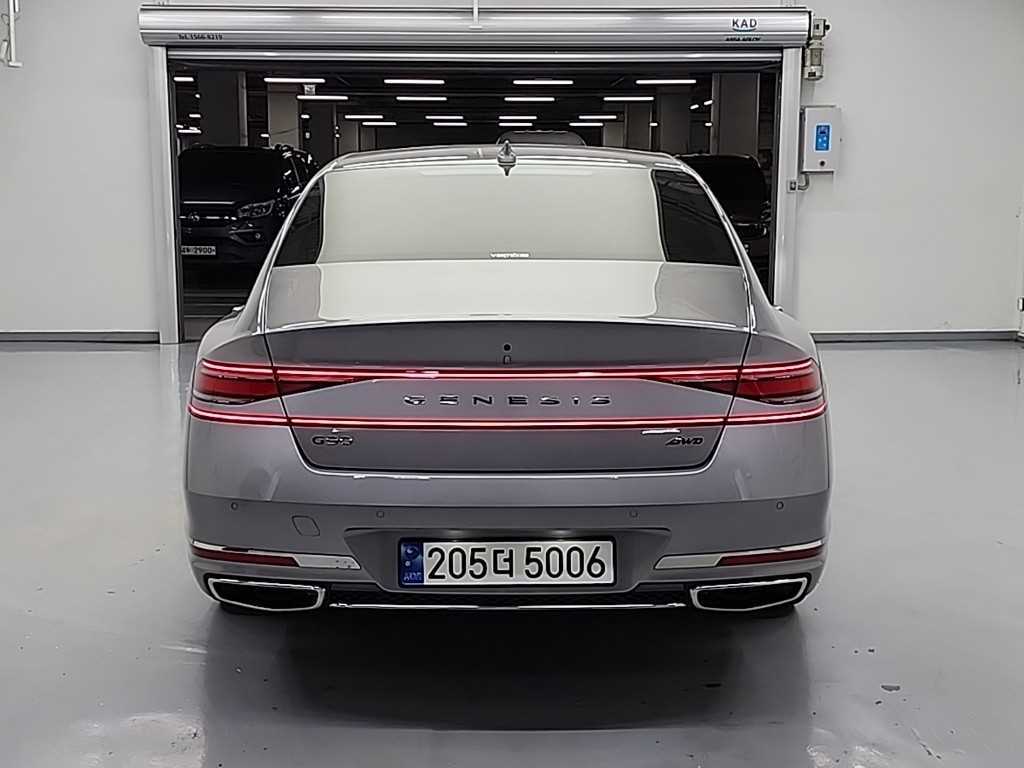 Genesis G90 - Vista 3