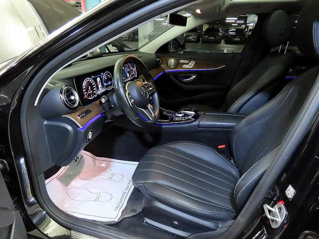 Mercedes Benz E class - Vista 8
