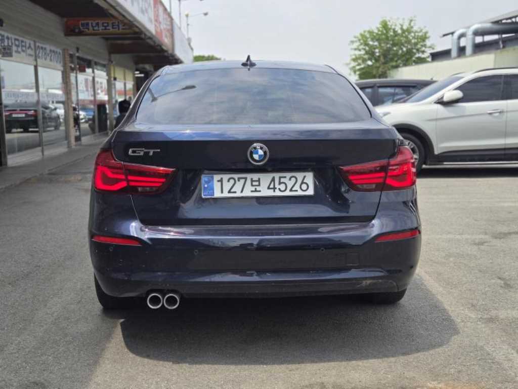 BMW Gran Turismo - Vista 6