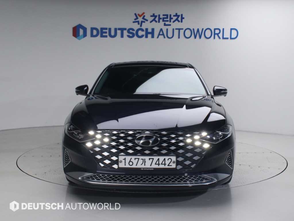 HYUNDAI Grandeur - Vista 3