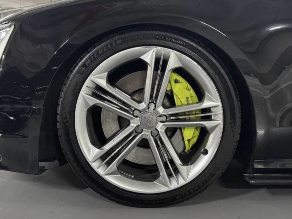Audi S8 - Vista 7