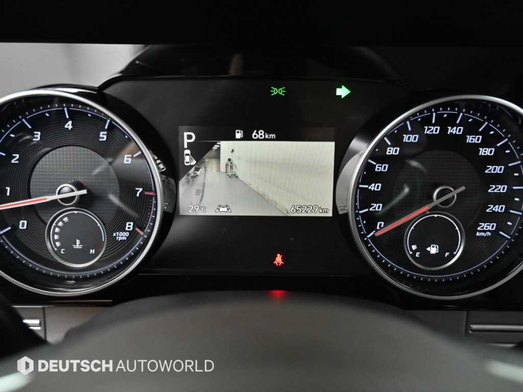 HYUNDAI Grandeur - Vista 10