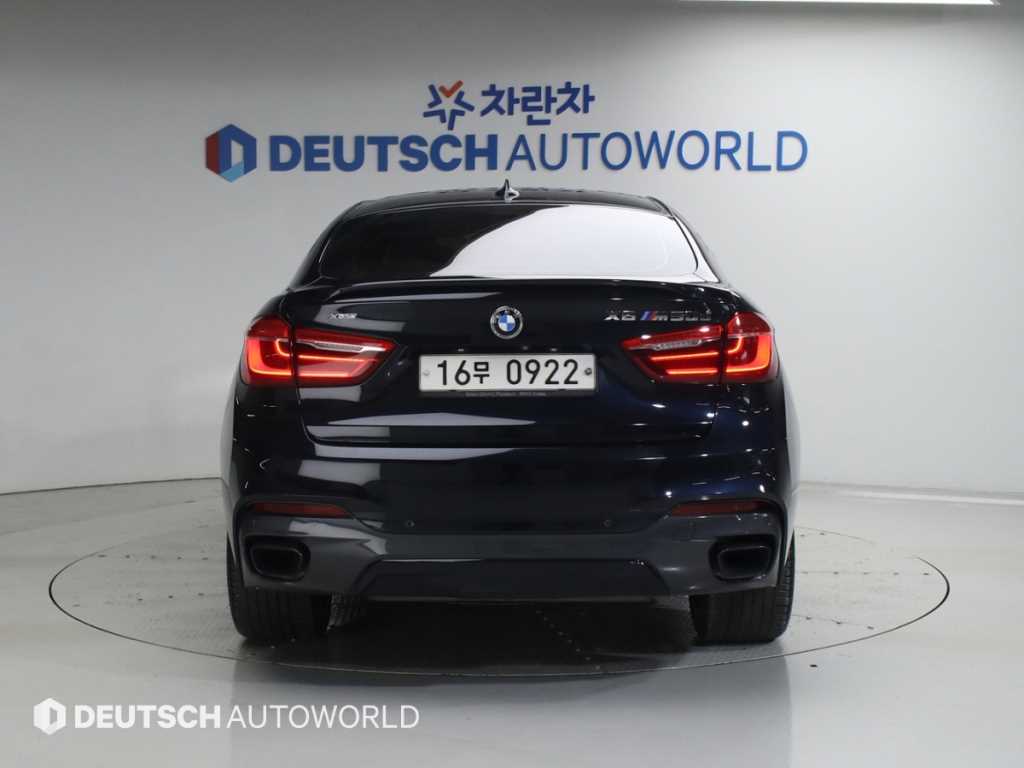 BMW X6 - Vista 6