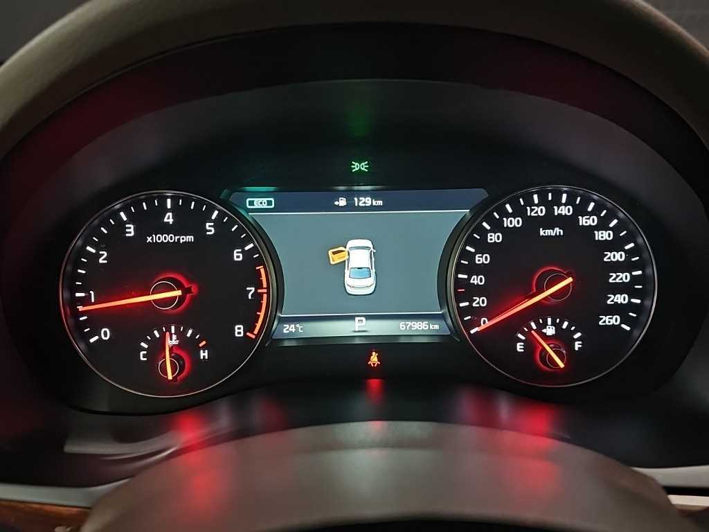 KIA K7 - Vista 8
