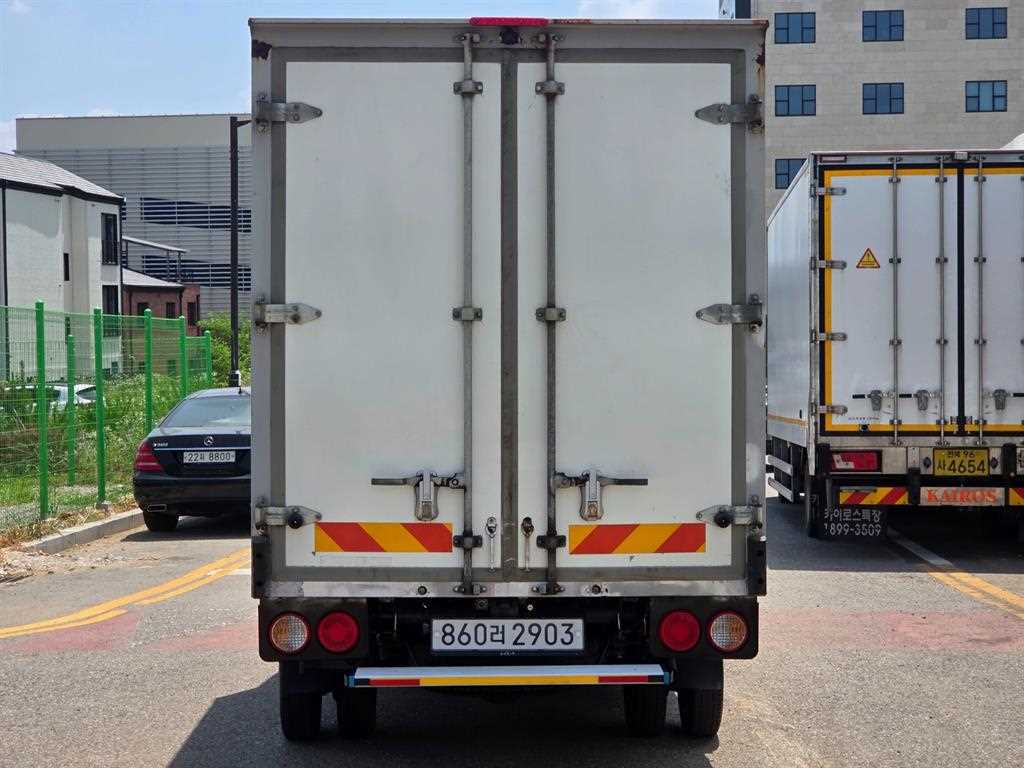 Small Truck Normal Box(High Deck) - Vista 7