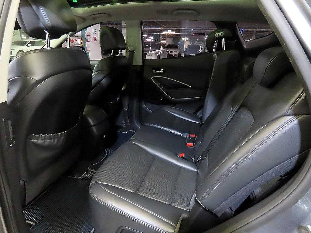 HYUNDAI Santa Fe - Vista 9