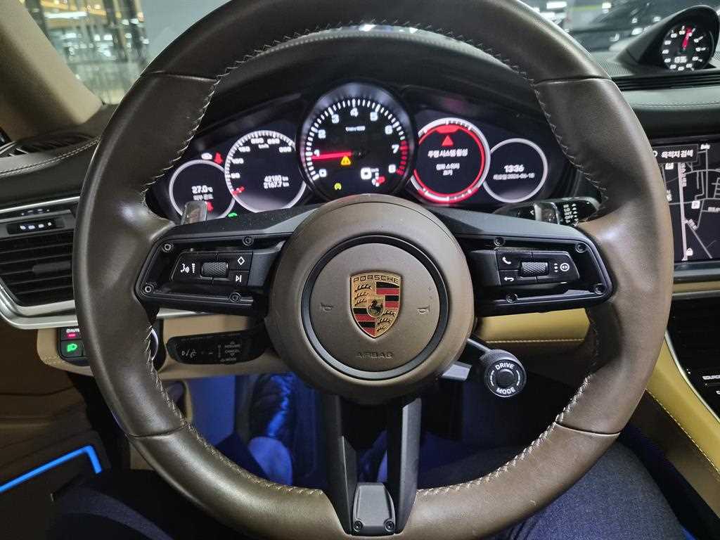 Porsche Panamera - Vista 7