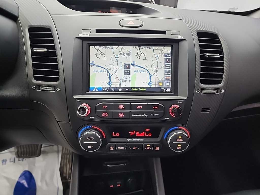 KIA K3 - Vista 12