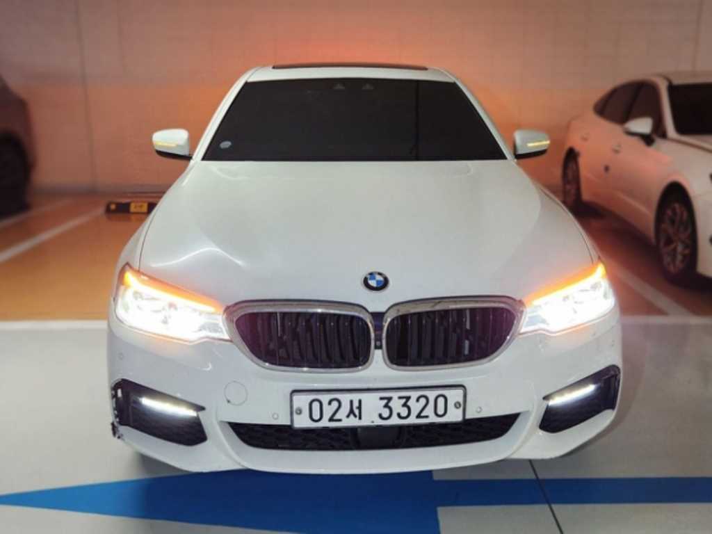 BMW 5 Series 2017 Blanco - Importación desde Corea - HF Imports Iquique - Foto 1