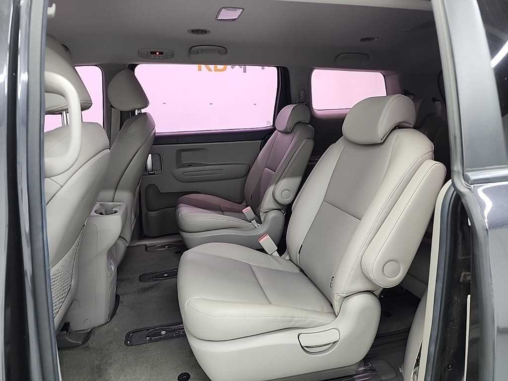 KIA Carnival 2020 Gris - Importación desde Corea - HF Imports Iquique - Foto 14