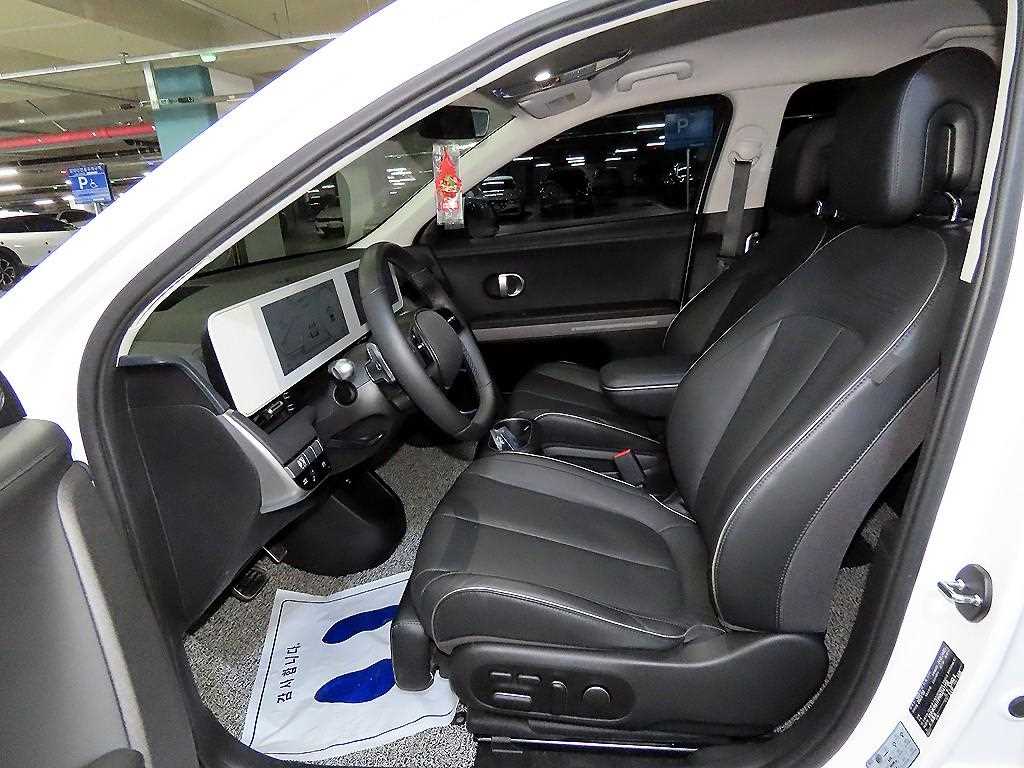 HYUNDAI Ioniq 5 - Vista 8
