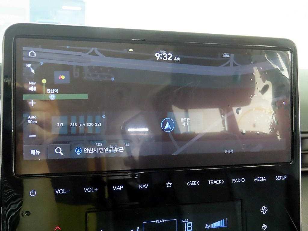 HYUNDAI Staria - Vista 11