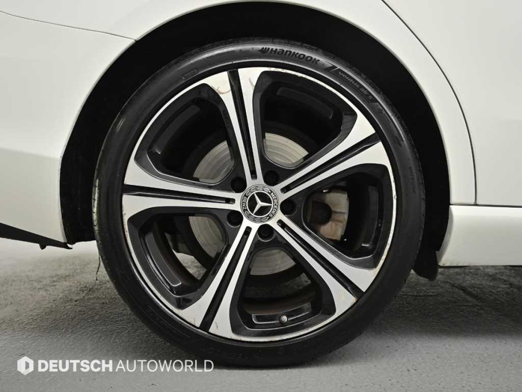 Mercedes Benz C Class - Vista 7