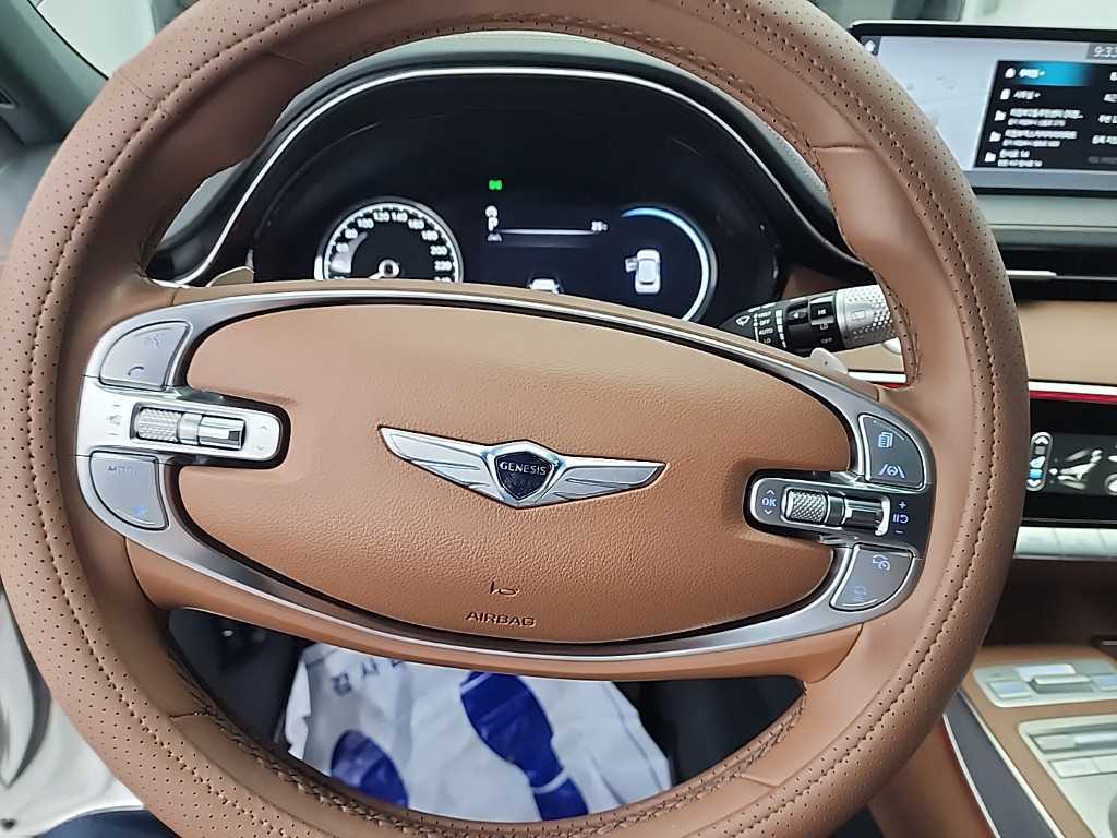 Genesis GV70 - Vista 11