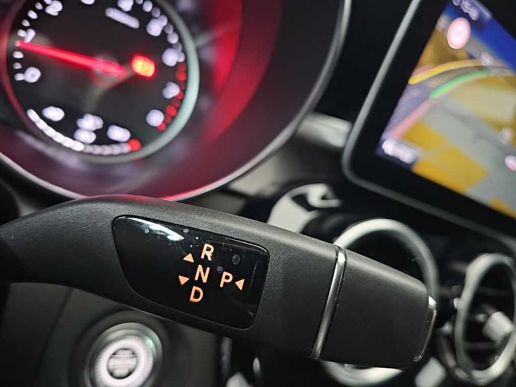 Mercedes Benz C Class - Vista 10