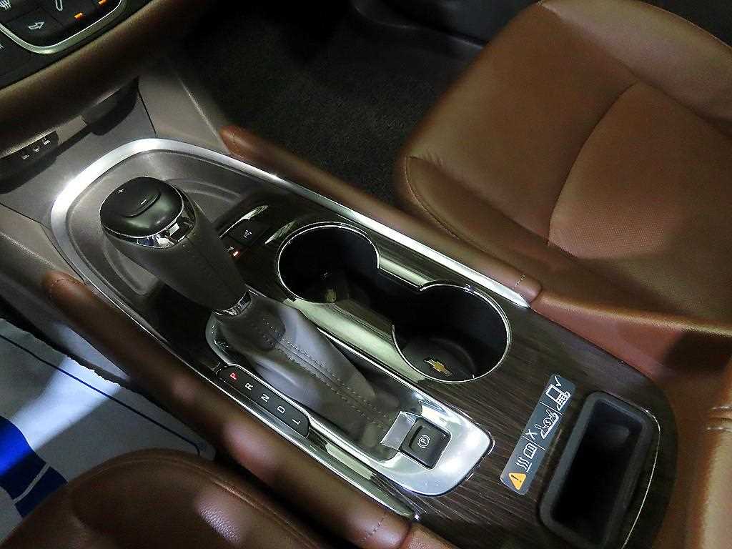 Chevrolet Malibu 2017 Gris - Importación desde Corea - HF Imports Iquique - Foto 14