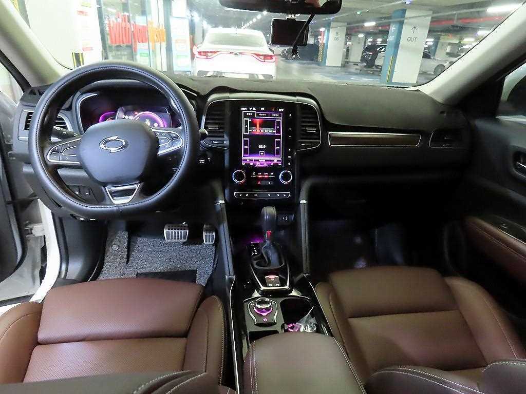 SAMSUNG QM6 - Vista 12