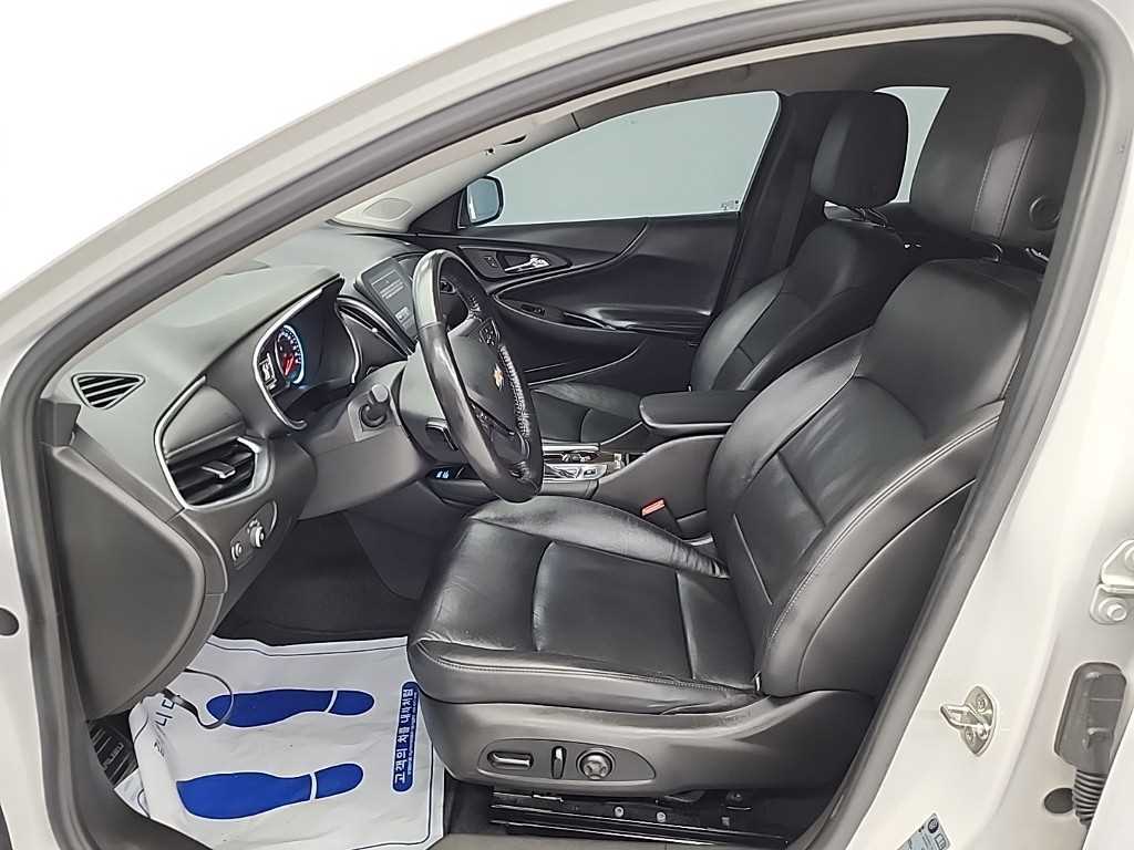 Chevrolet Malibu 2018 Blanco - Importación desde Corea - HF Imports Iquique - Foto 13