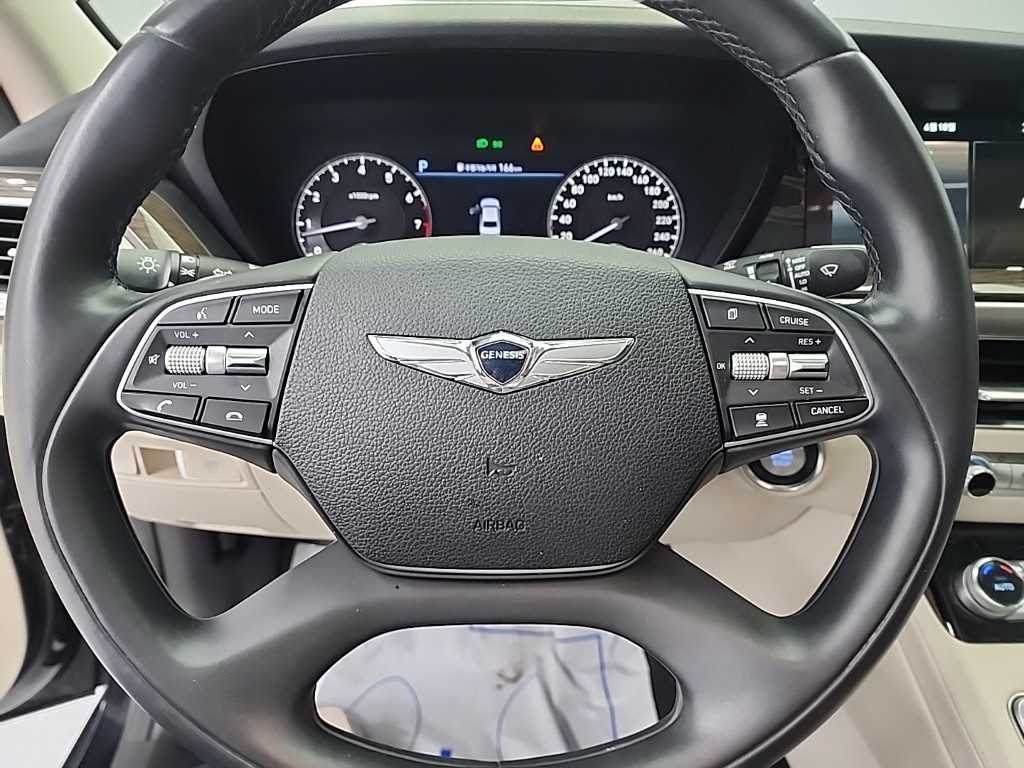 Genesis G90 - Vista 11