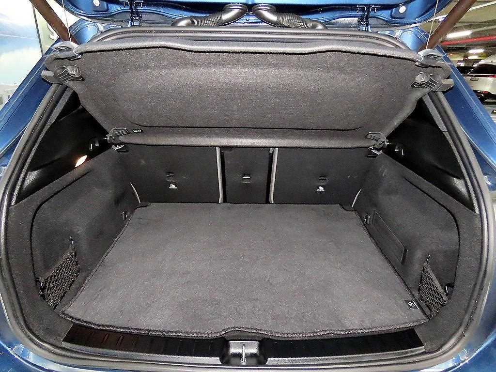 Mercedes Benz EQA 2021 Azul - Importación desde Corea - HF Imports Iquique - Foto 19