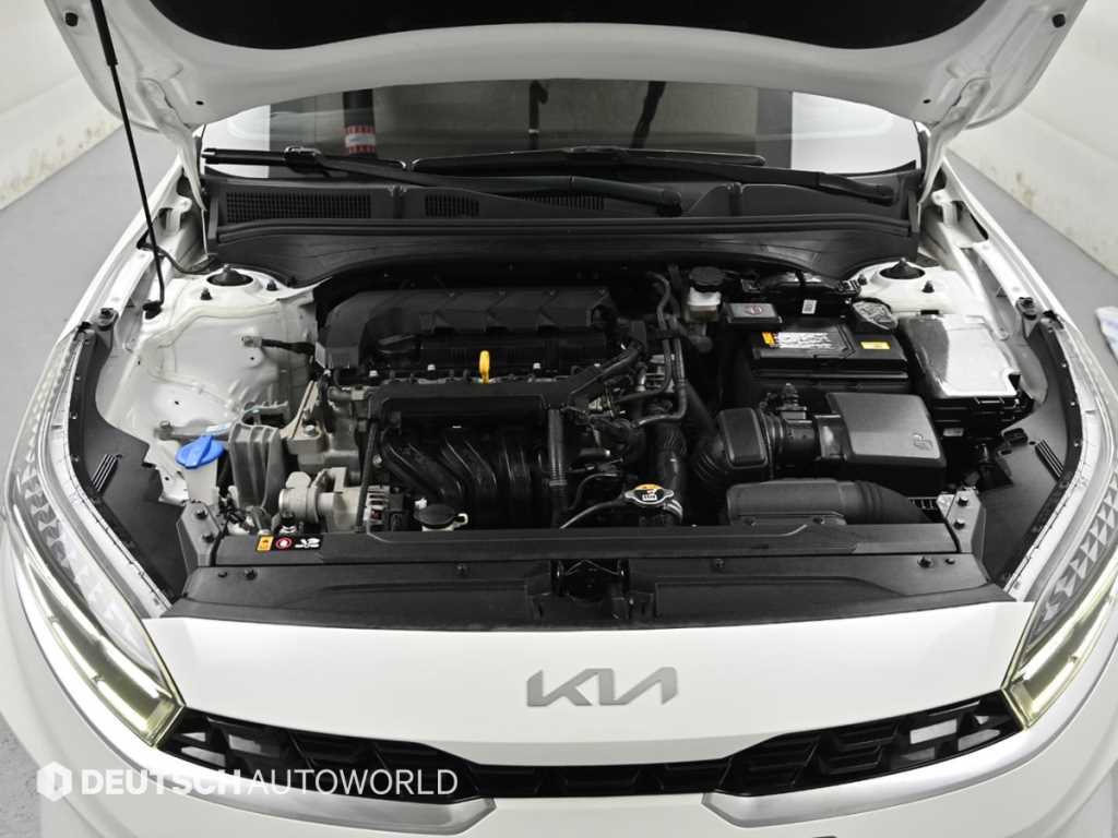 KIA K3 - Vista 8