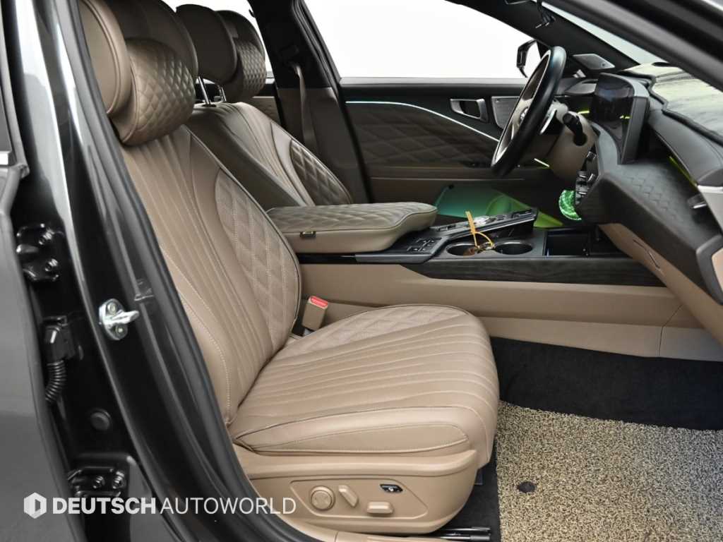KIA K8 - Vista 12