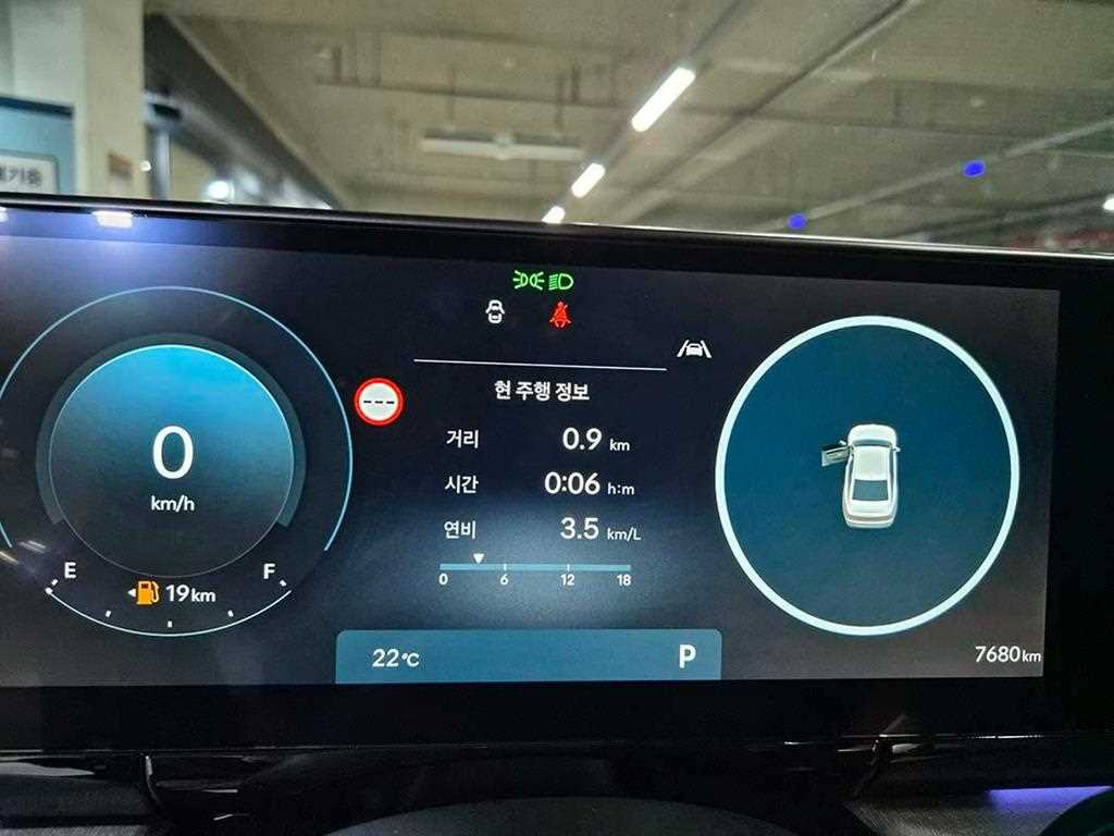 HYUNDAI Grandeur - Vista 11