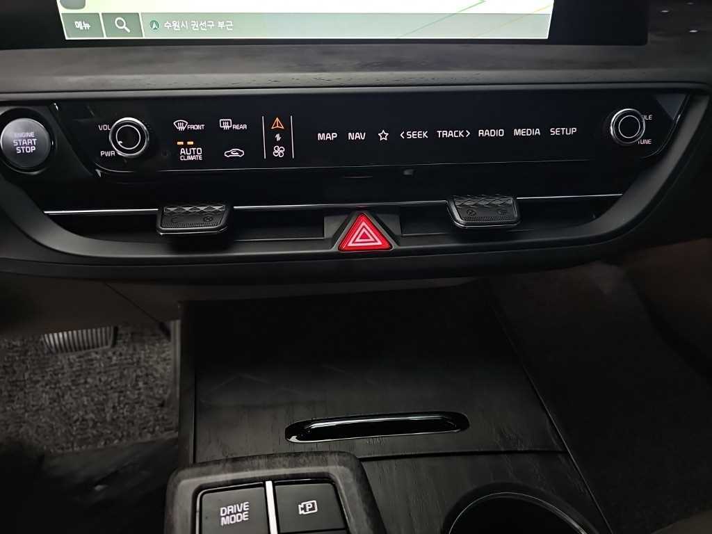 KIA K8 - Vista 12
