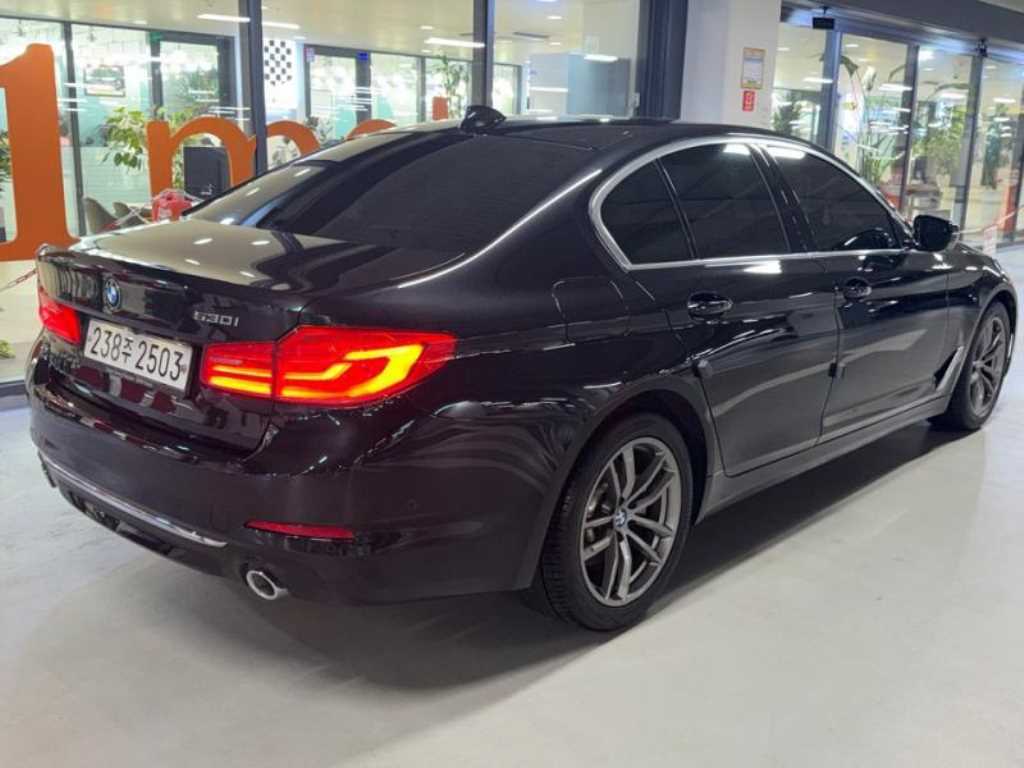 BMW 5 Series - Vista 6