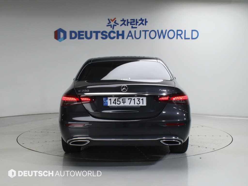 Mercedes Benz E class - Vista 6
