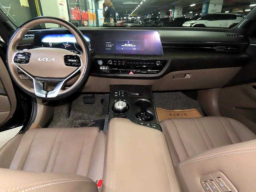 KIA K8 - Vista 11